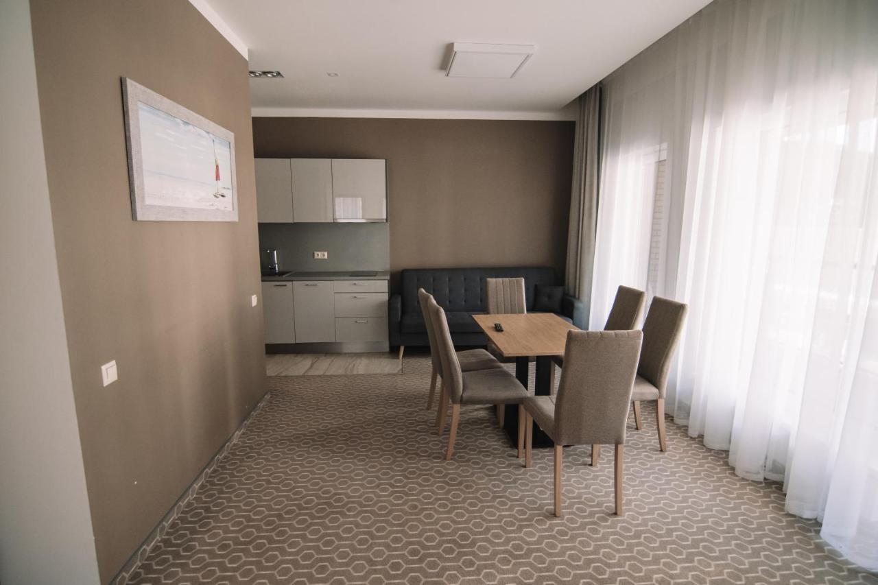 Merepargi Aparthotel & Cafe Нарва-Йыэсуу Номер фото